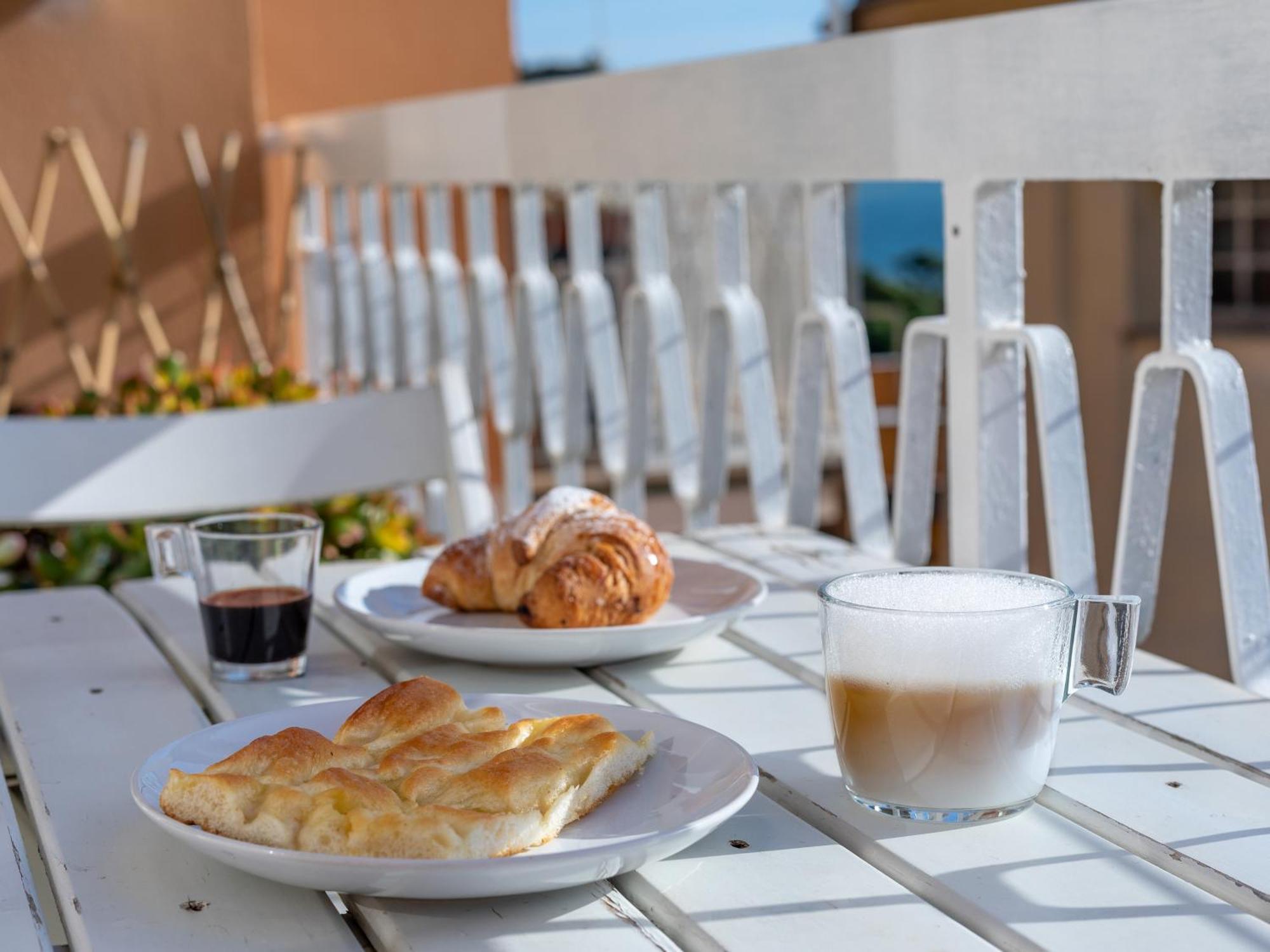 Moneglia Beach Downtown Ngoại thất bức ảnh